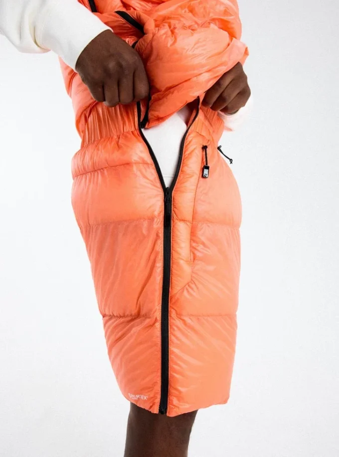 Pantaloni scurți izolați Burton MINE77