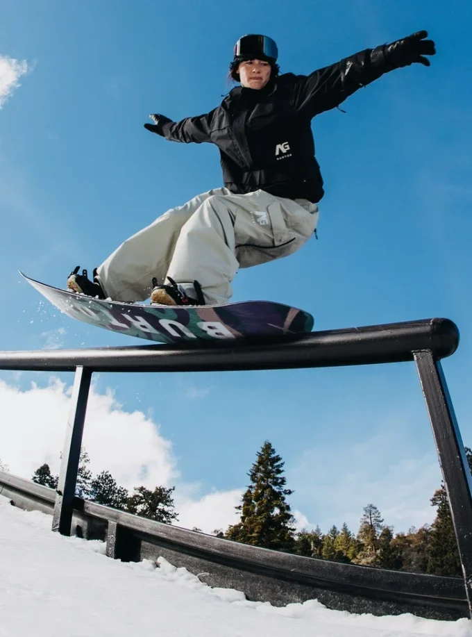 Snowboard Burton Barkeeper Camber