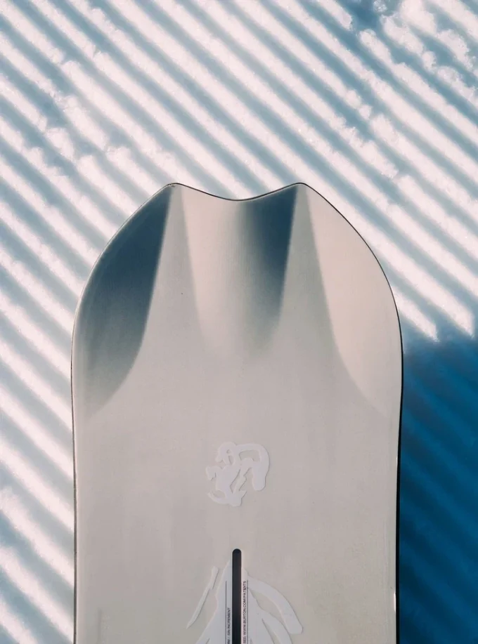Snowboard Burton Barkeeper Camber