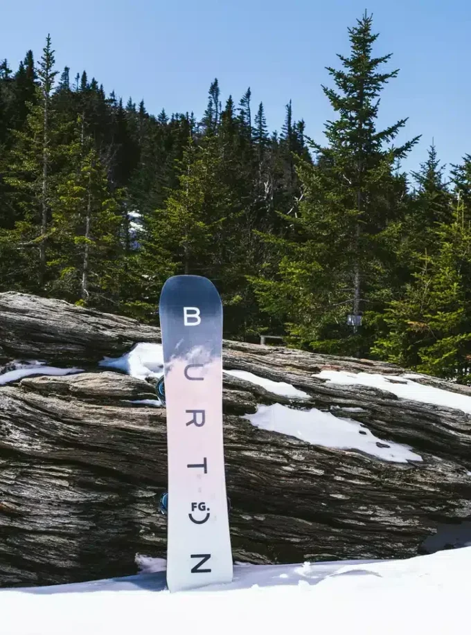 Snowboard Burton Feelgood Camber pentru femei