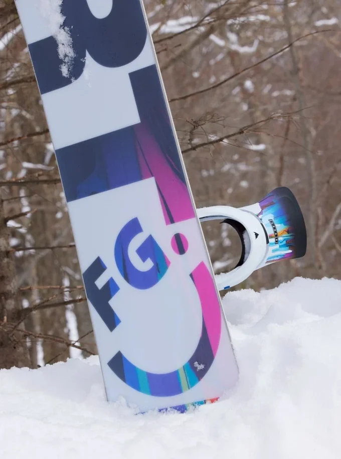 Snowboard Burton Feelgood Camber pentru femei