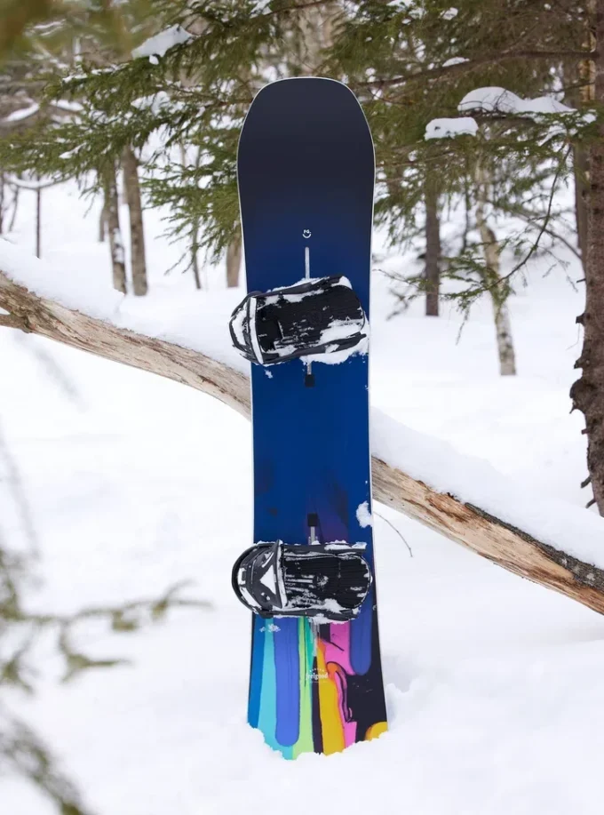 Snowboard Burton Feelgood Flying V pentru femei