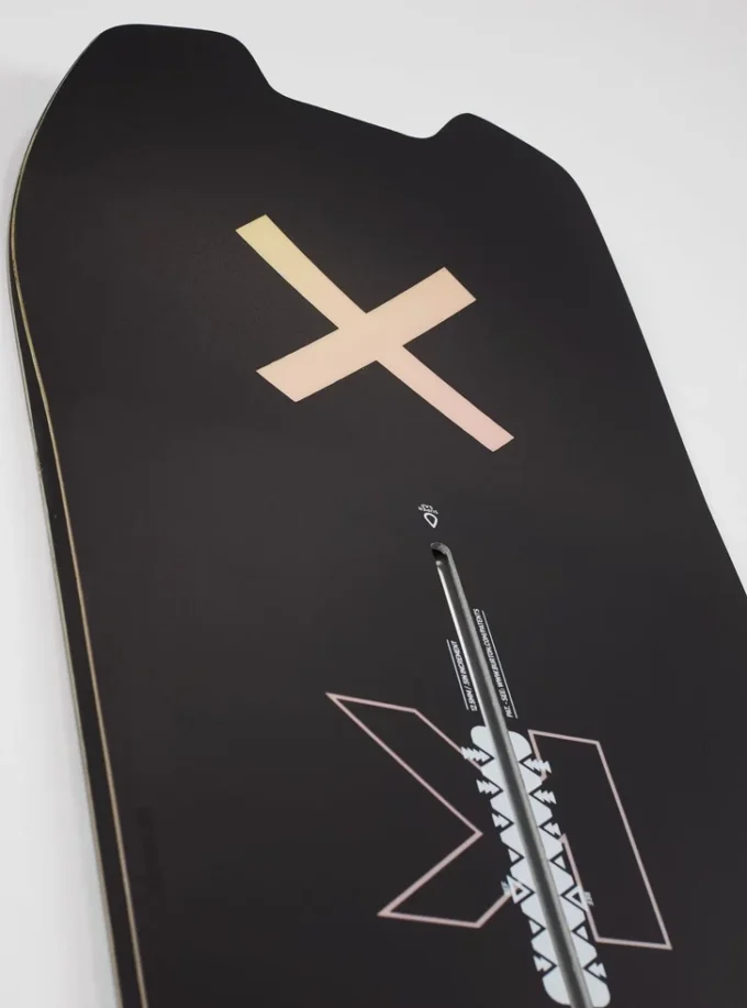Snowboard Burton Skeleton Key Camber pentru bărbați