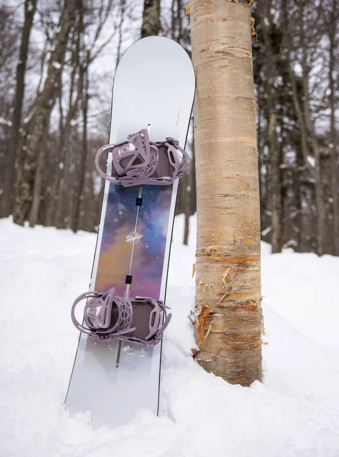 Snowboard Burton Stylus Flat Top pentru femei