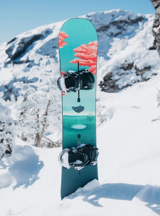 Snowboard Burton Yeasayer Camber pentru femei